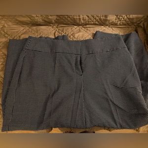 Alfani size 14 cropped dress pants